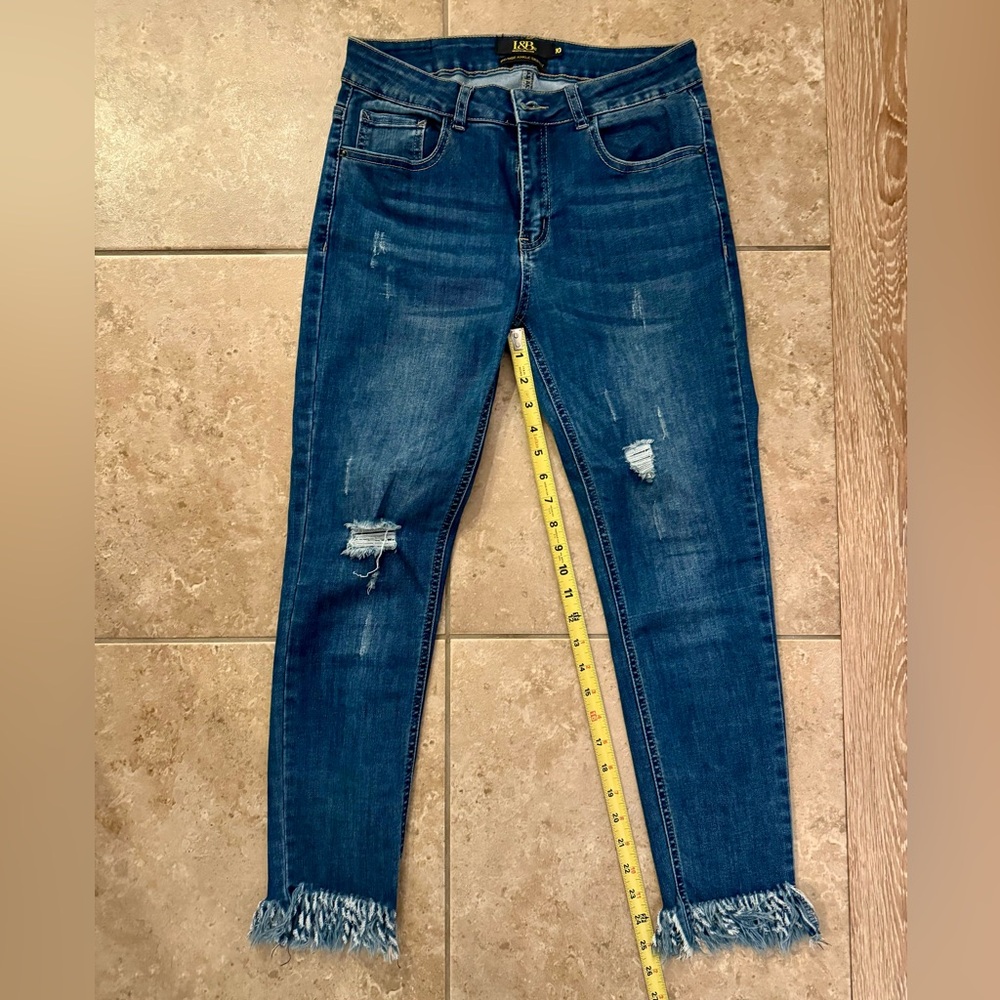 Lucky & Blessed boutique jeans cute frayed ankle hem distressedSize 10 good cond